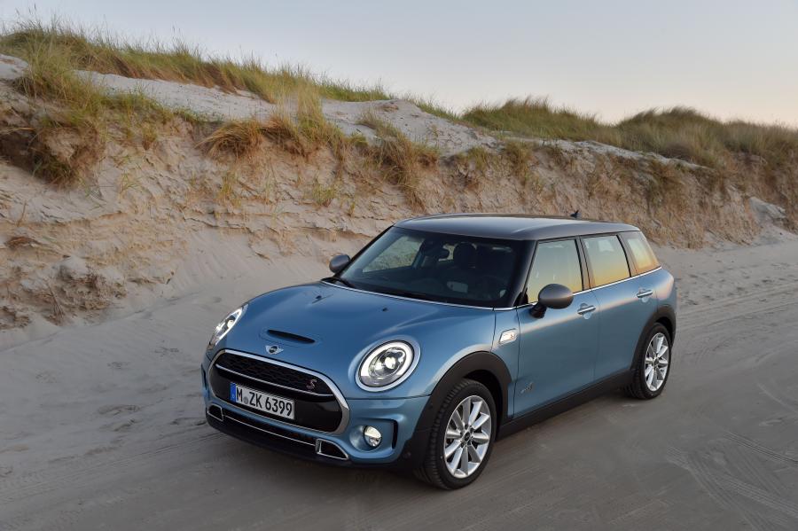  Mini Cooper SD Clubman ALL4 2016 года  (фото 7 из 101)